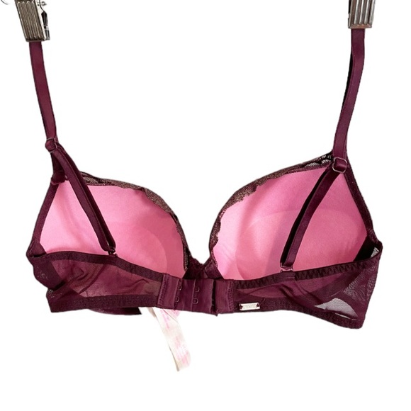VS PINK The Date Push-Up Bra - Picture 2 of 6